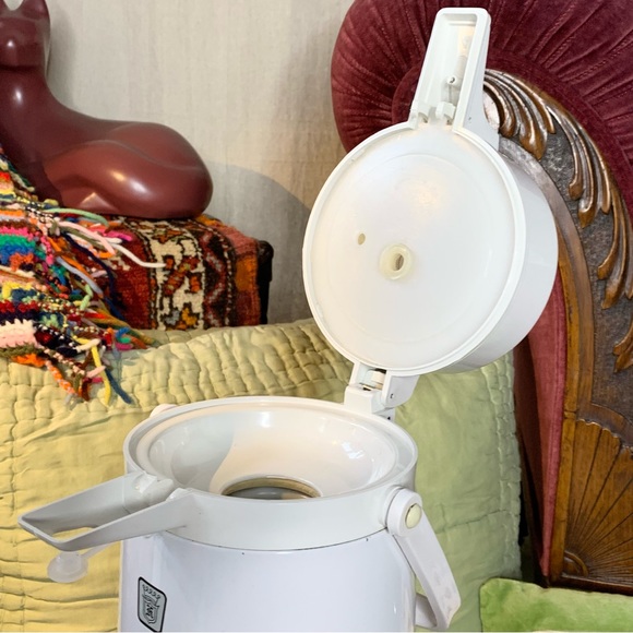 70s Mod Floral Air Pot - Picture 8 of 15